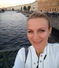 Rencontre Femme : Angelina, 34 ans à Russie  Санкт-Петербург 